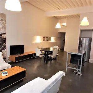 https://orpi-flandrin4-hyper-centre-lyon-quartier-opera.hotels-rhonealpes.com