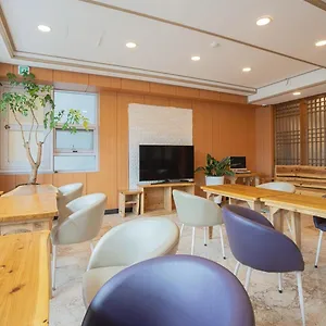 https://j2-family-hotel.jejukoreahotels.com