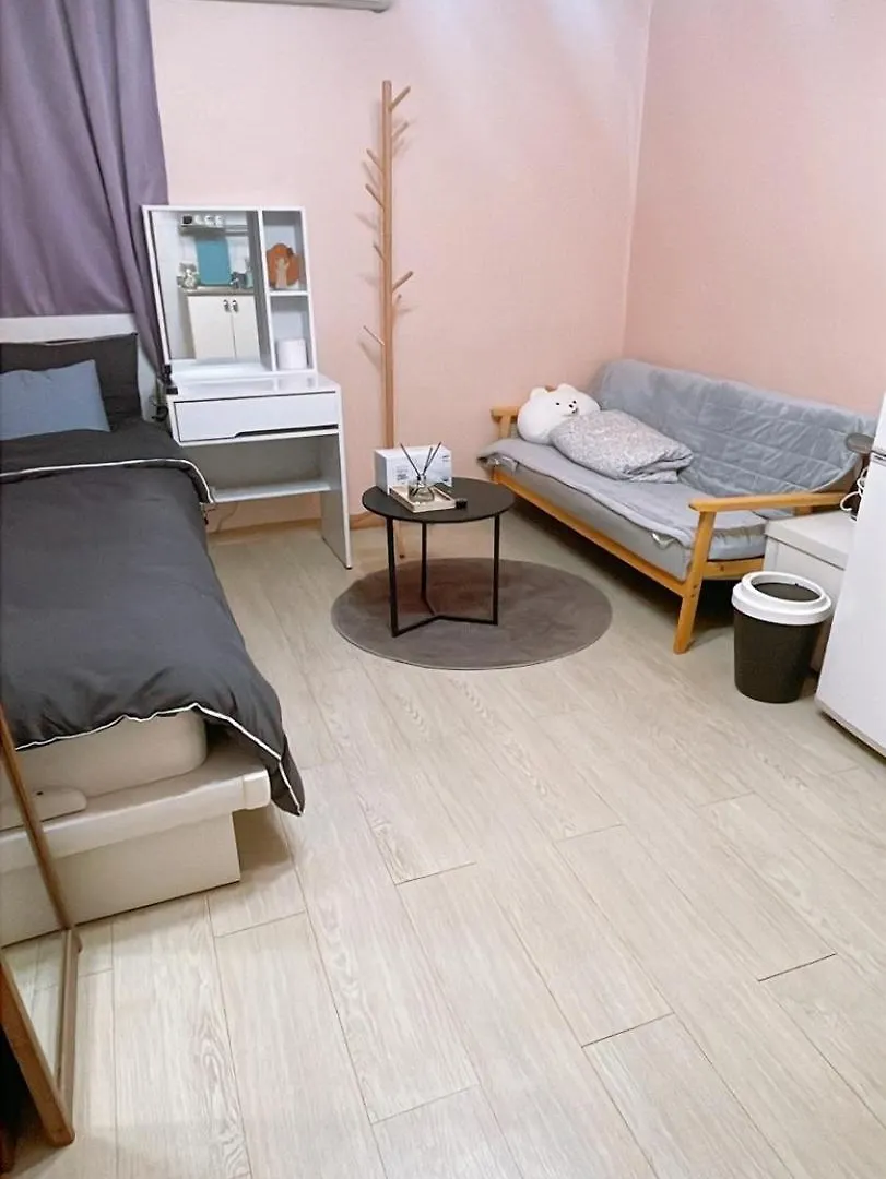 Ellen House Apartment Seoul